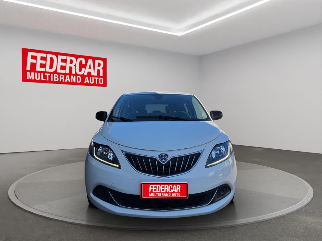 LANCIA Ypsilon 1.0 FireFly 5 porte S&S Hybrid Ecochic Silver
