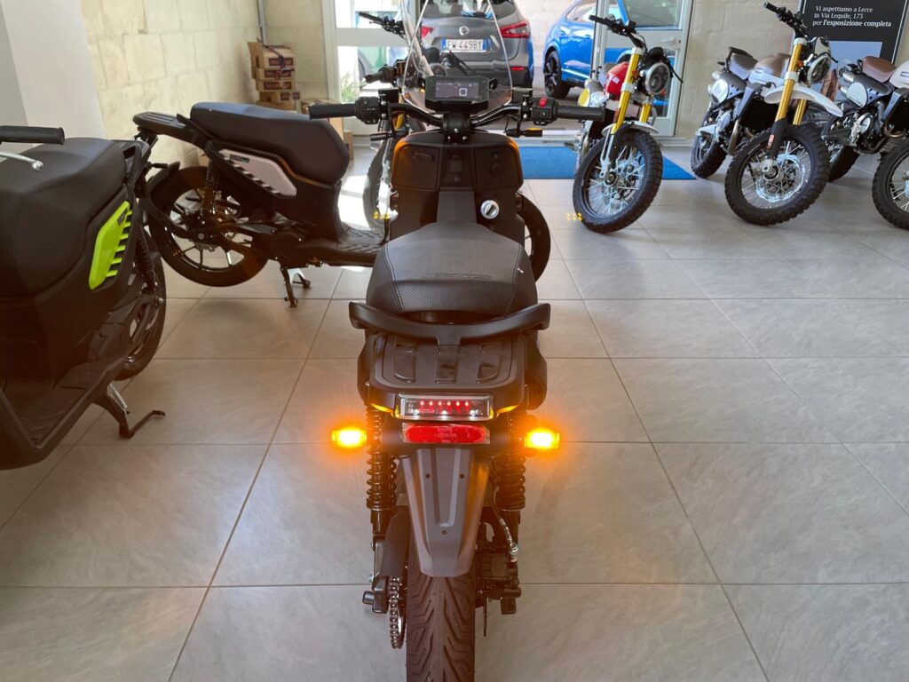 FANTIC ISSIMO CITY L1