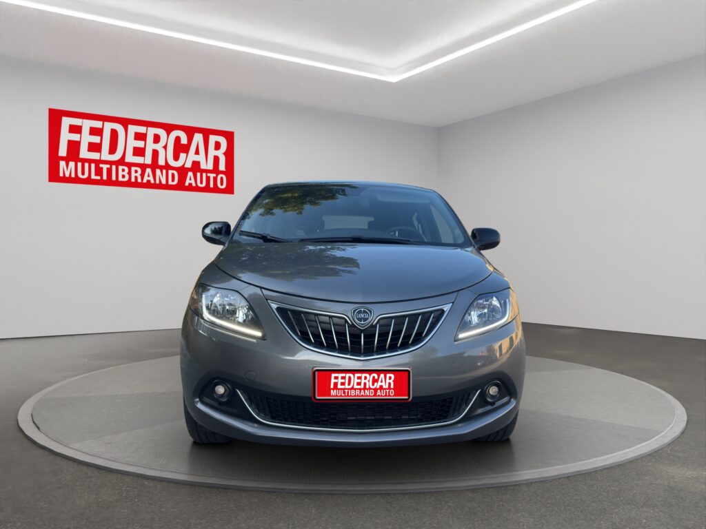 Lancia Ypsilon 1.0 FireFly 5 porte S&S Hybrid Platino