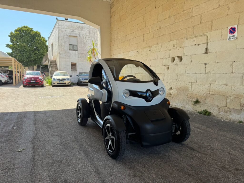 RENAULT TWIZY ELETTRICA