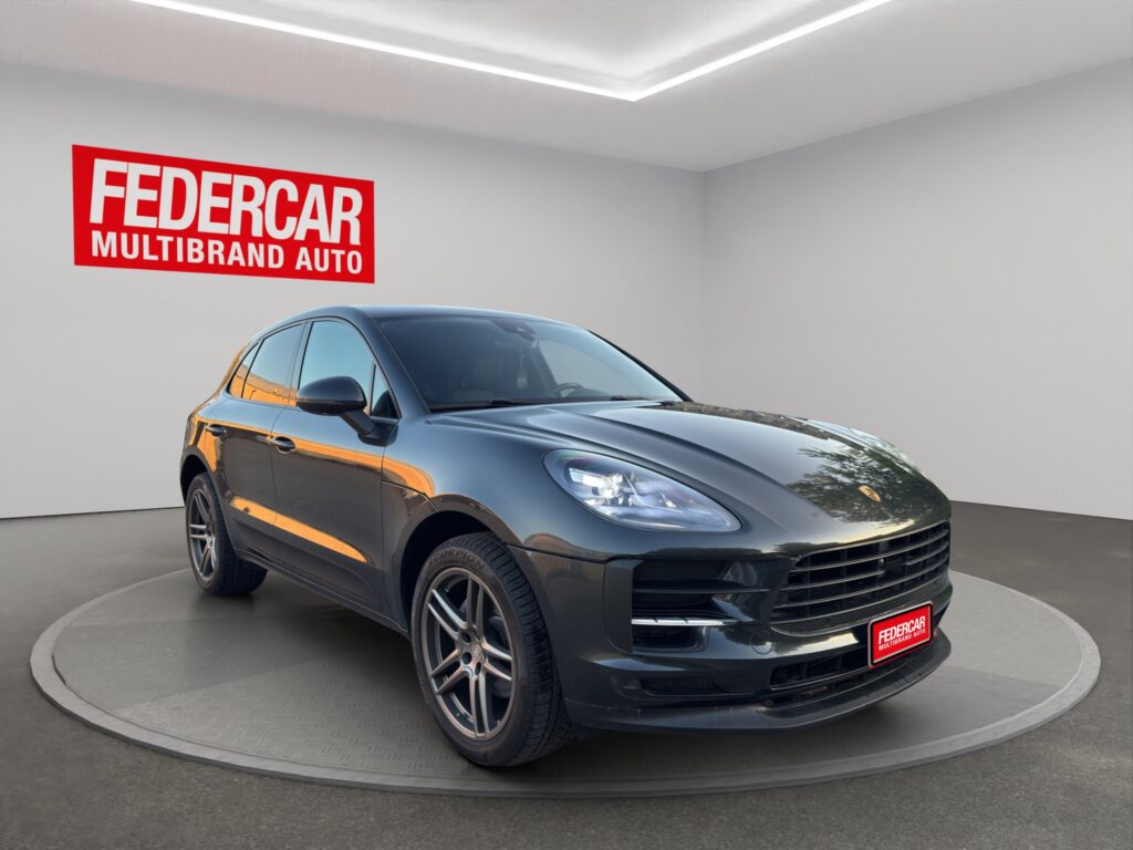PORSCHE Macan 2.0