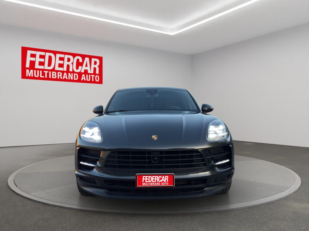 PORSCHE Macan 2.0