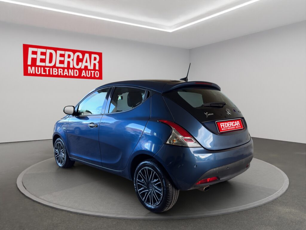 LANCIA Ypsilon 1.0 FireFly 5 porte S&S Hybrid Ecochic Gold