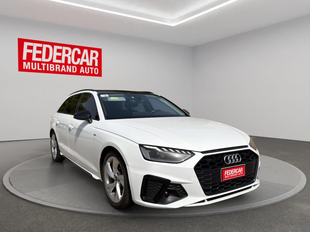 AUDI A4 Avant 35 TDI/163 CV S tronic S line edition