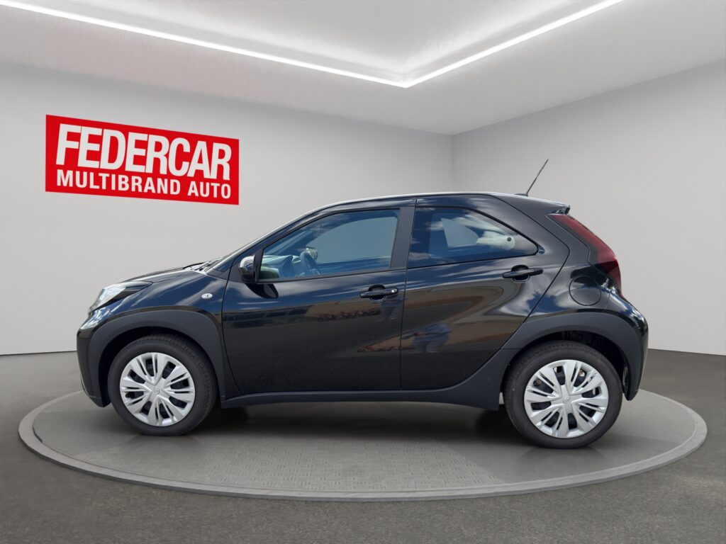 TOYOTA Aygo X 1.0 VVT-i 72 CV 5 porte Active