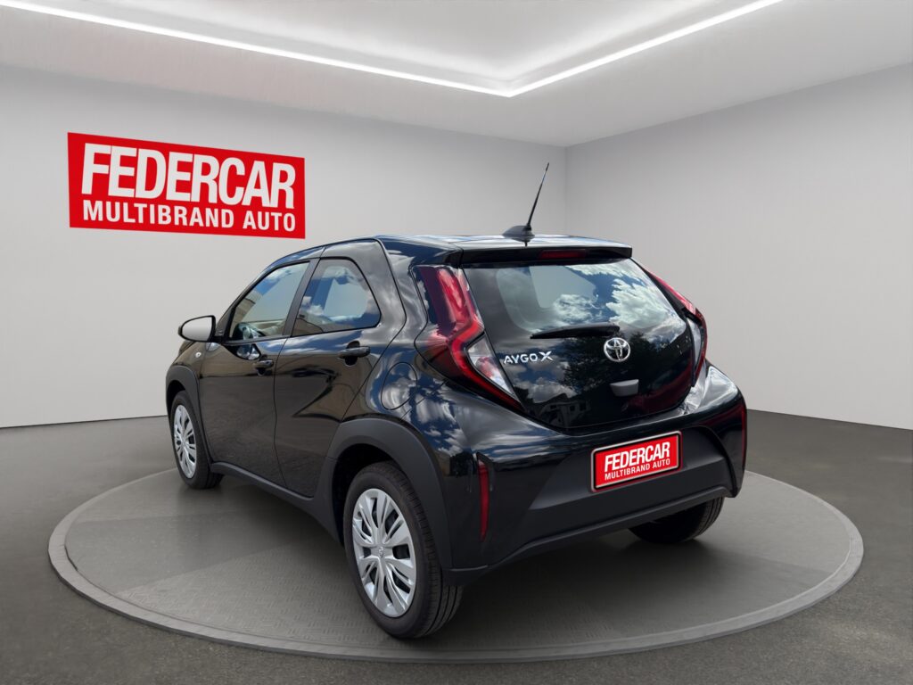 TOYOTA Aygo X 1.0 VVT-i 72 CV 5 porte Active