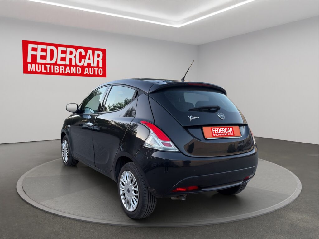 LANCIA Ypsilon 1.3 MJT 16V 95 CV 5 porte S&S Silver