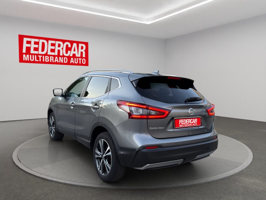 NISSAN Qashqai 1.5 dCi N-Connecta
