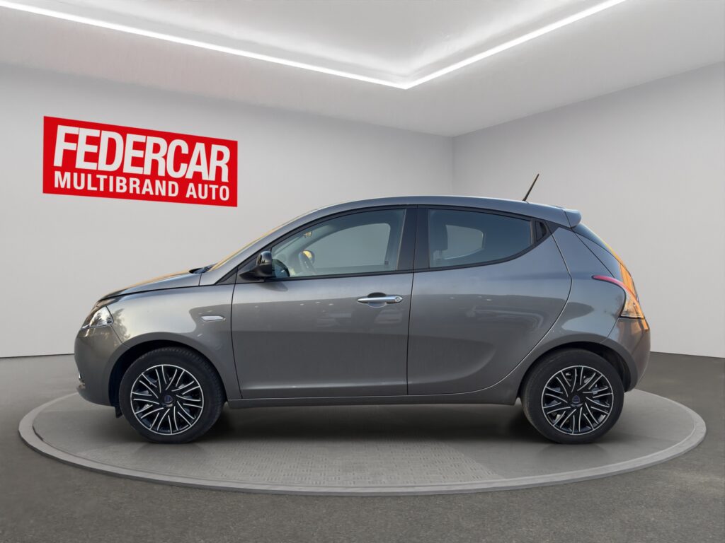 LANCIA Ypsilon 1.0 FireFly 5 porte S&S Hybrid Gold