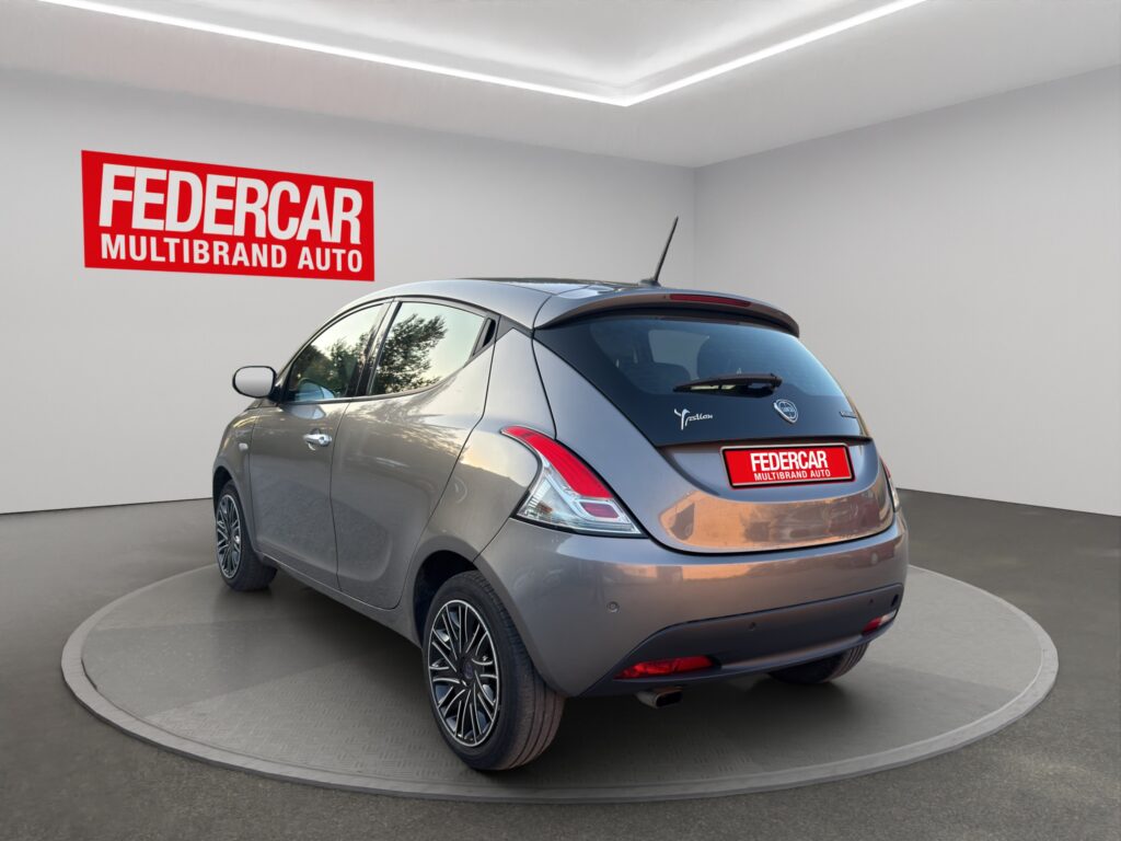 LANCIA Ypsilon 1.0 FireFly 5 porte S&S Hybrid Gold