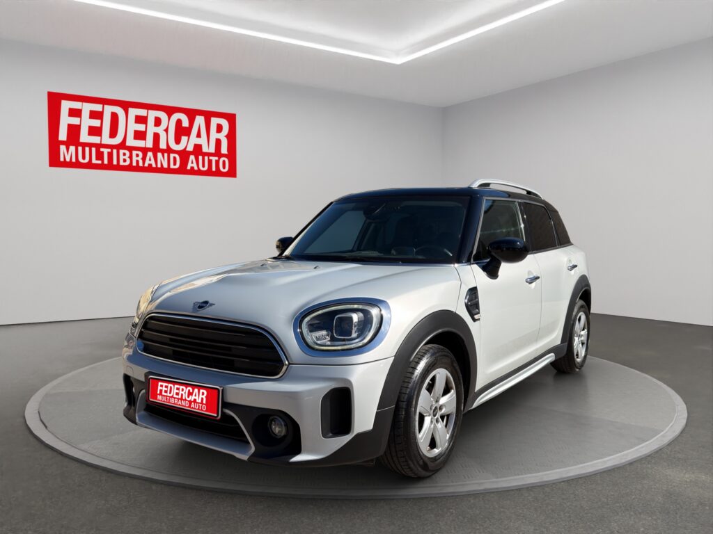 MINI 2.0 Cooper D Essential Countryman